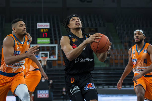 姆斯身上 姆斯身上