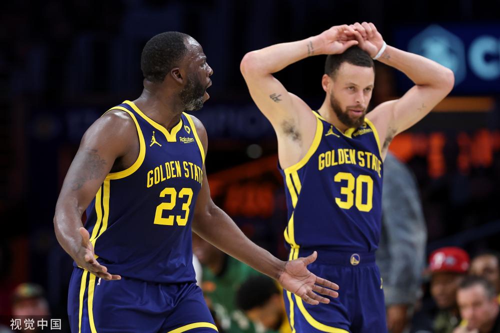 球员们不仅 球员们不仅