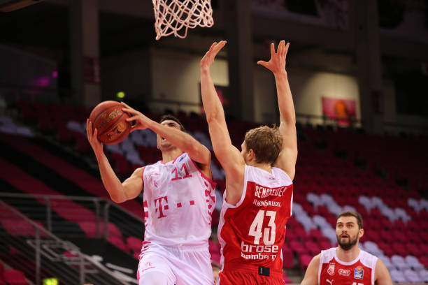 熠熠的看台 熠熠的看台